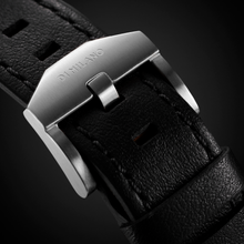 Load image into Gallery viewer, Ultra Thin Leather 38 mm - Silver/Black
