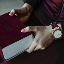 Load image into Gallery viewer, Ultra Thin Suede Leather 38 MM - Vigna
